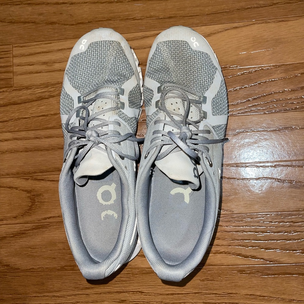 OnCloud tennis shoes